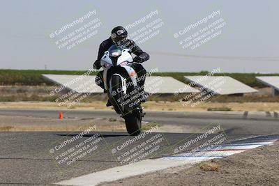 media/Sep-01-2025-Lets Ride (Mon) [[4370d11284]]/B Group/1220pm (Wheelie Bump)/